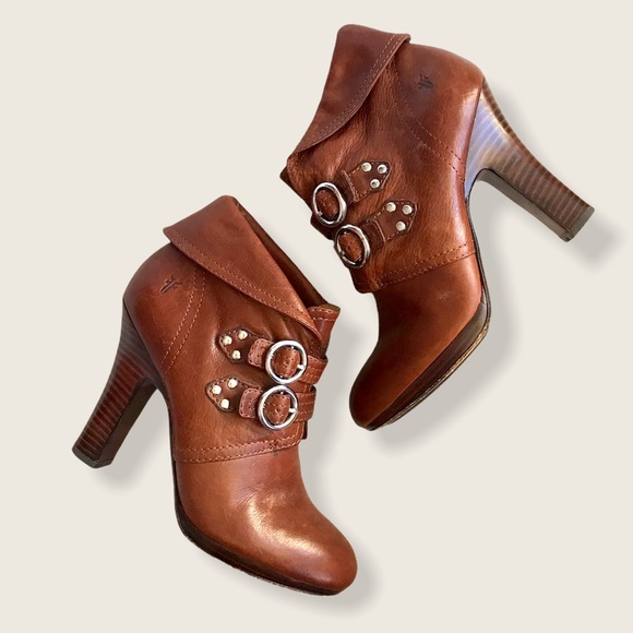 Frye Matilda 2-Strap Heeled Leather Ankle Booties - Picture 12 of 12